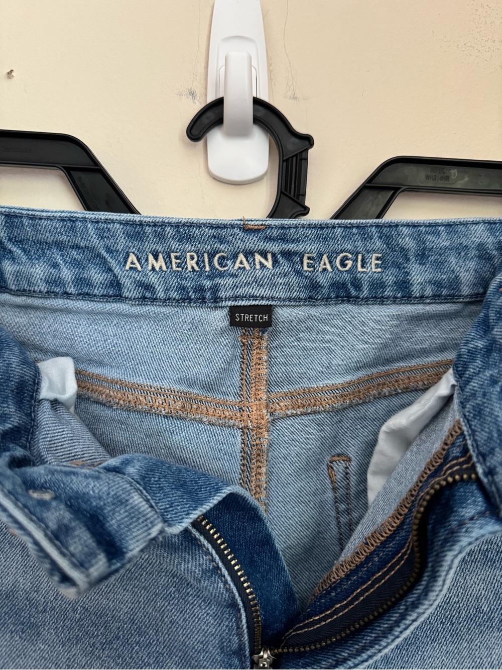 American Eagle Curvy Mom Jeans Womens 10 Regular High Rise Stretch Distressed - Picture 5 of 7